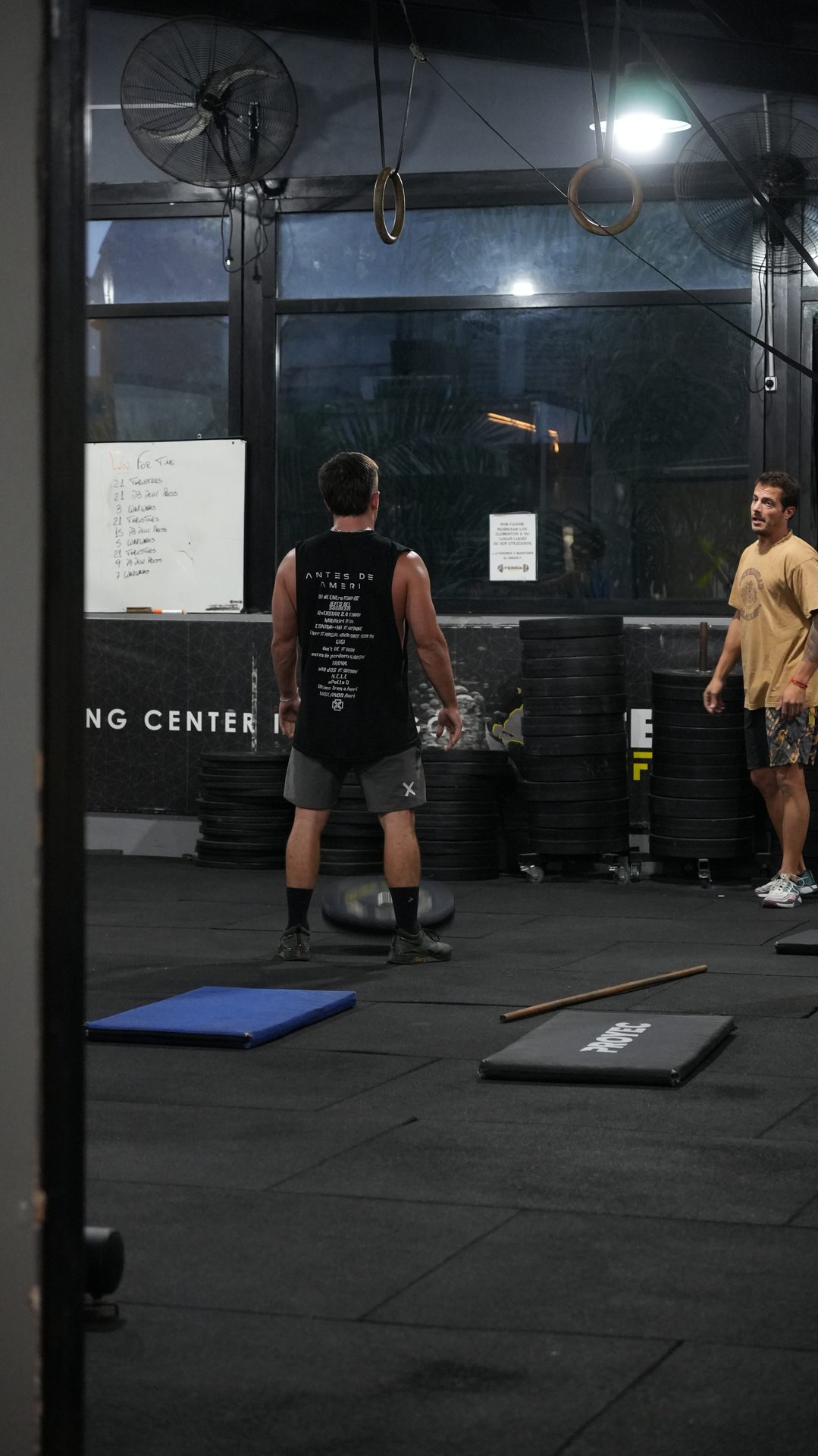 Piso de entrenamiento de Terra Fitness